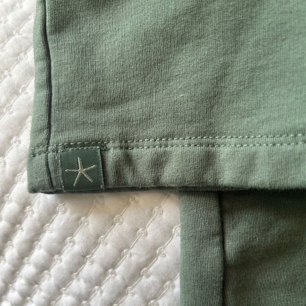 BAREFOOT DREAMS Malibu Collection Lounge Ankle Relaxed Pants Sage Green SP EUC - Picture 5 of 7